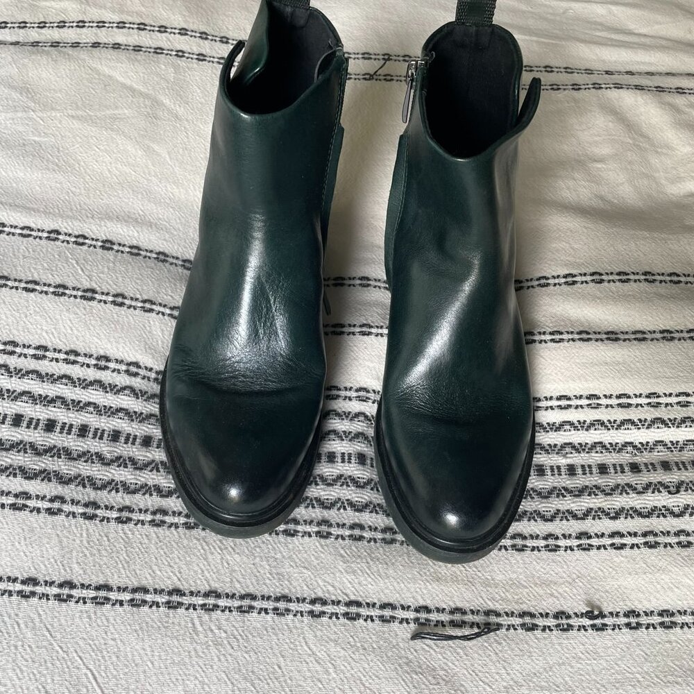 Franco Sarto leather side zip boots | Women's size 7